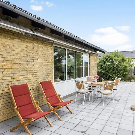 Prázdninový dům 1 Bedroom Cozy In *